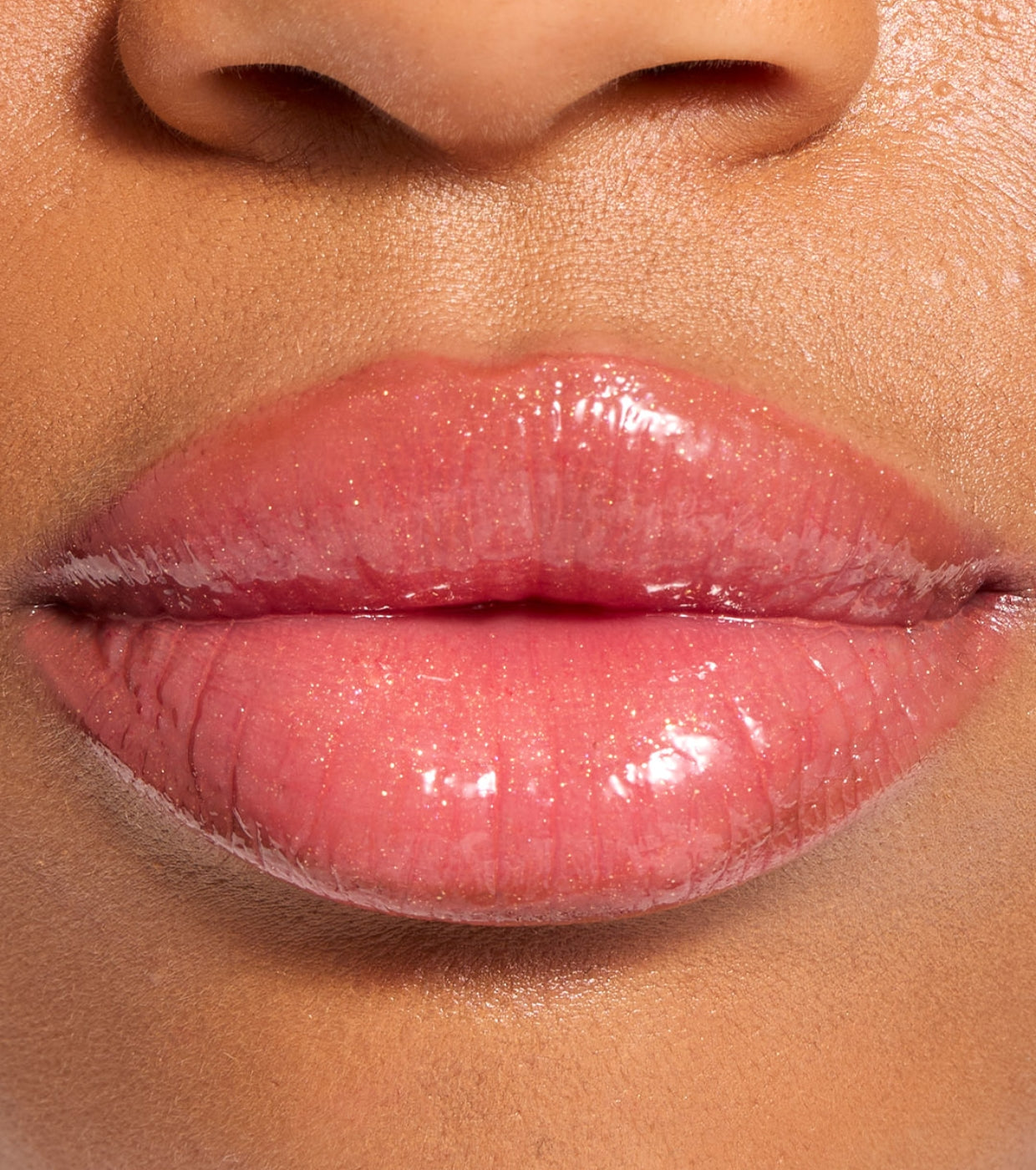 Makeup Revolution - Batom Pout Lip Gloss Stick - Sugar Cookie Pink