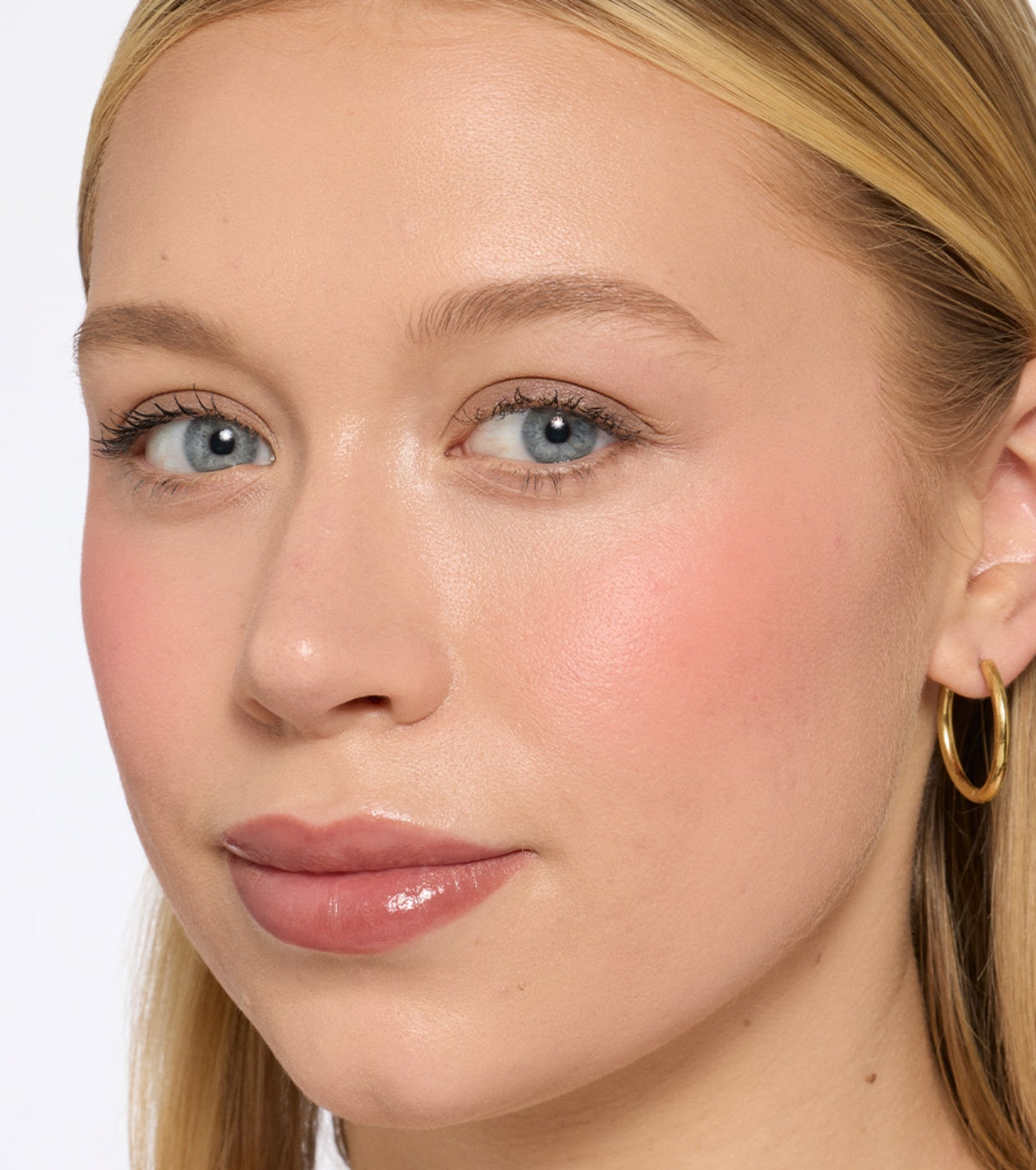 Makeup Revolution - Blush Cream to Powder Bouncy Blur - Coral Blur Burst