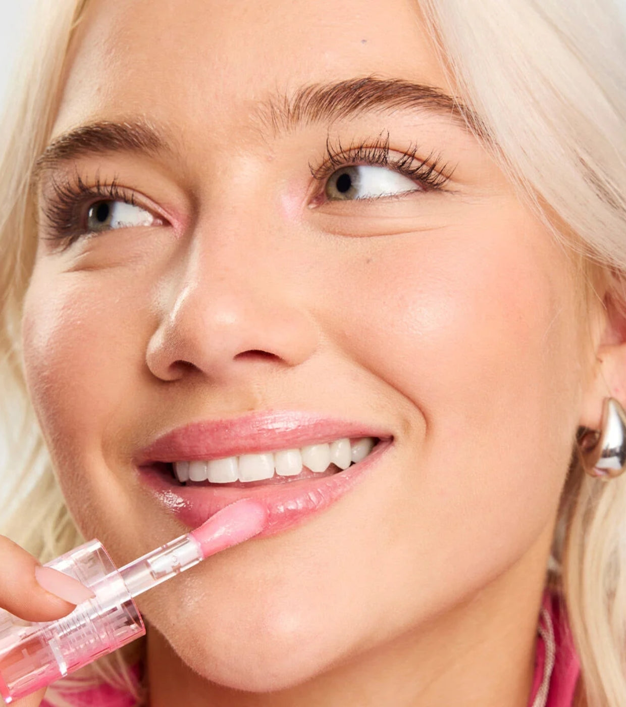 Revolution - Óleo para lábios Pout Lip - Glam Pink Shimmer