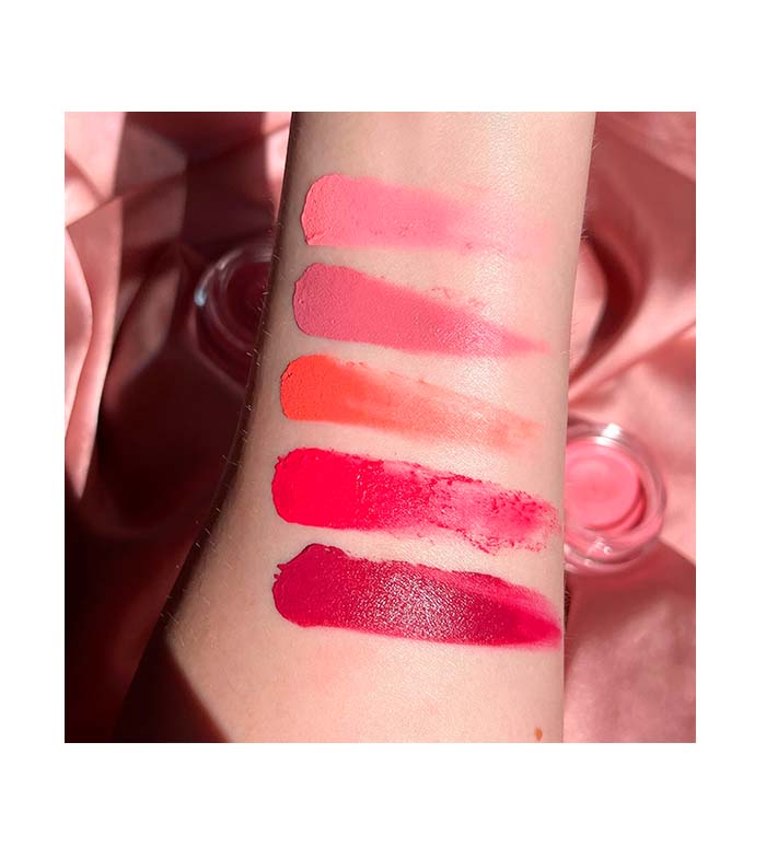 Revolution - Mousse Blush - Blossom Rose Pink