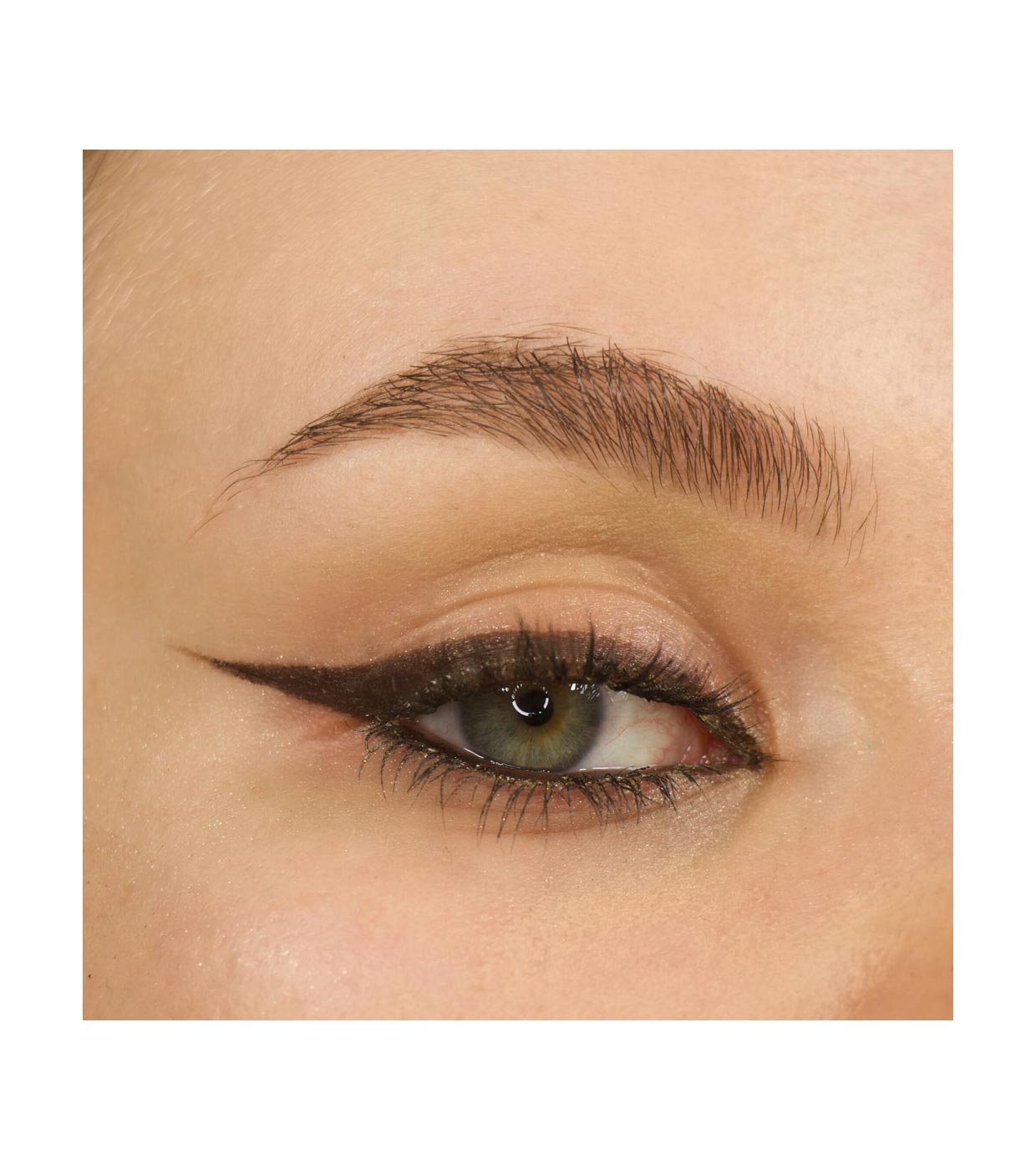 Revolution - Delineador Streamline Waterline Eyeliner Pencil - Brown