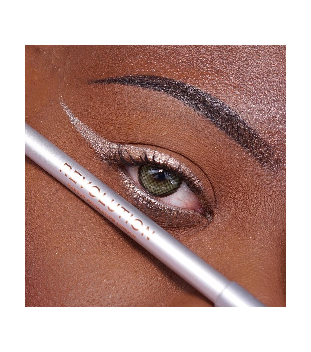 Revolution - Delineador Streamline Waterline Eyeliner Pencil - Silver