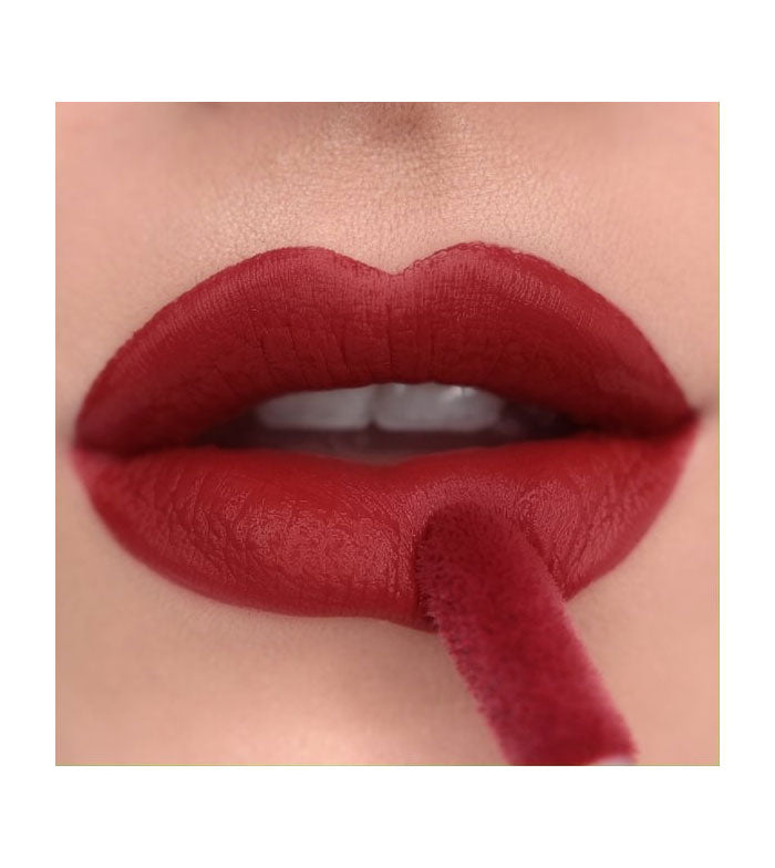 Revolution - Batom líquido Matte Bomb - Lure Red