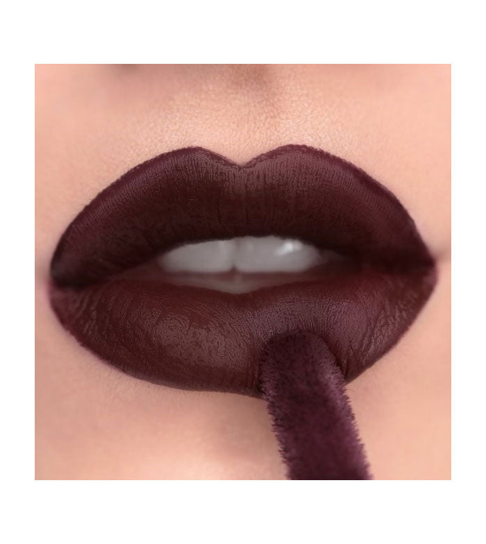 Revolution - Batom líquido Matte Bomb - Satin Chocolate