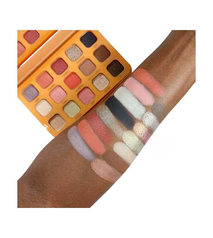 Revolution - *Maffashion x Revolution* - Paleta de Sombras My Beauty Diary 2.0