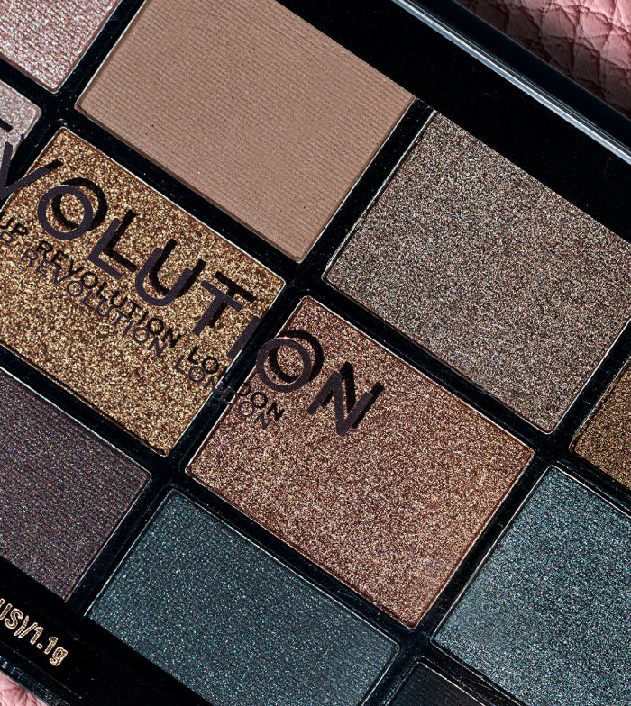 Revolution - Paleta de sombras de olhos Reloaded - Smoky Newtrals