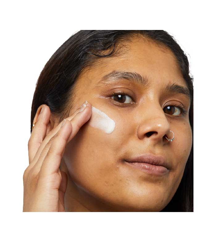 Revolution - Primer Creme Hidratante Superbase Vitamin