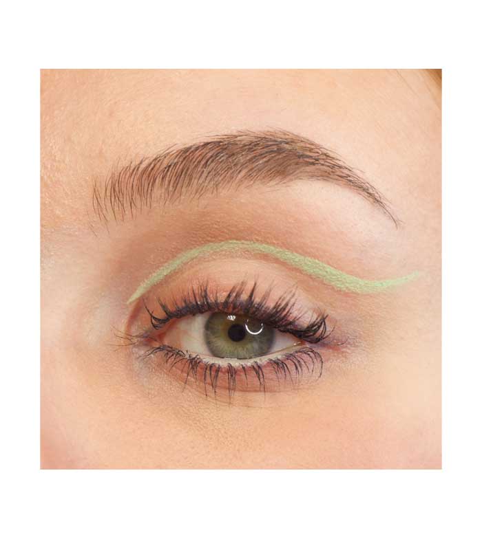 Revolution Relove - Delineador Kohl - Green
