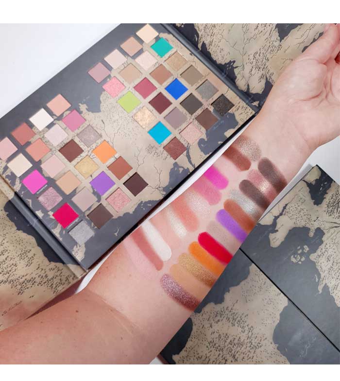 Revolution - *Revolution X Game of Thrones* - Paleta de Sombras Westeros Map