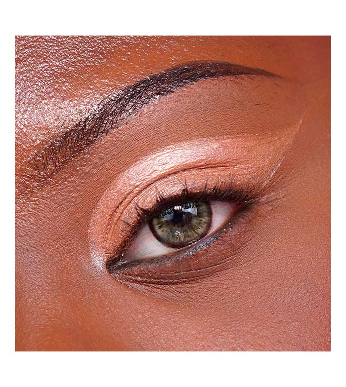 Revolution - Mousse Cream Eyeshadow - Light Gold