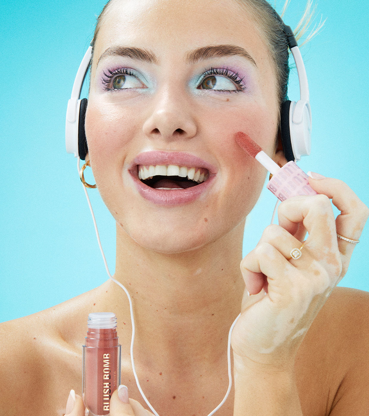 Revolution - *Y2K Baby* - Liquid Blush Blush Bomb - That's Fly Nude