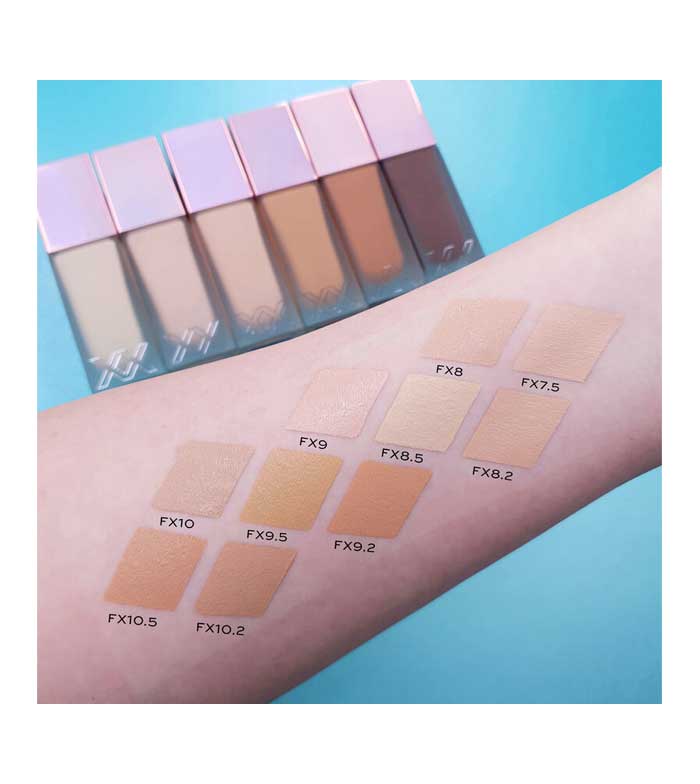 XX Revolution - Base de maquilhagem Glow Skin Fauxxdation - FX12.7