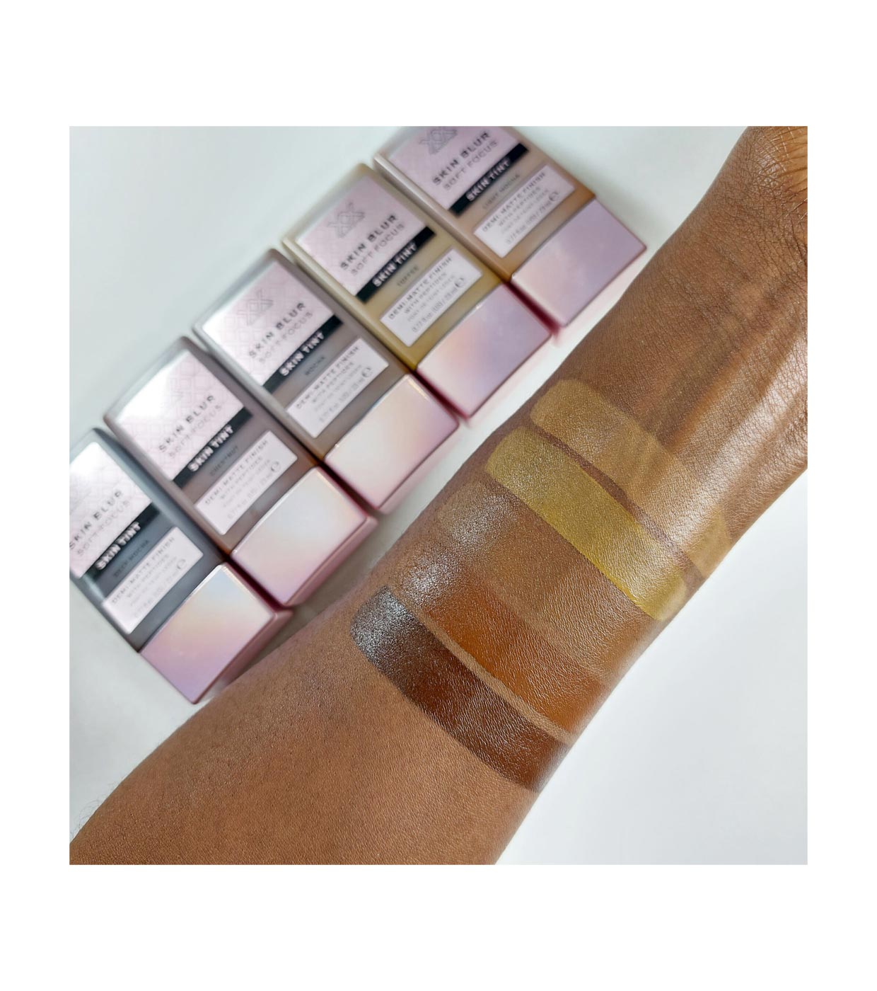 XX Revolution - Base Skin Blur Soft Focus Skin Tint - Deep Mocha