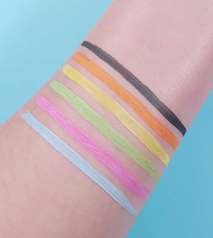 XX Revolution - *The Powerpuff Girls* - Paleta de Delineador Water Activated Liner