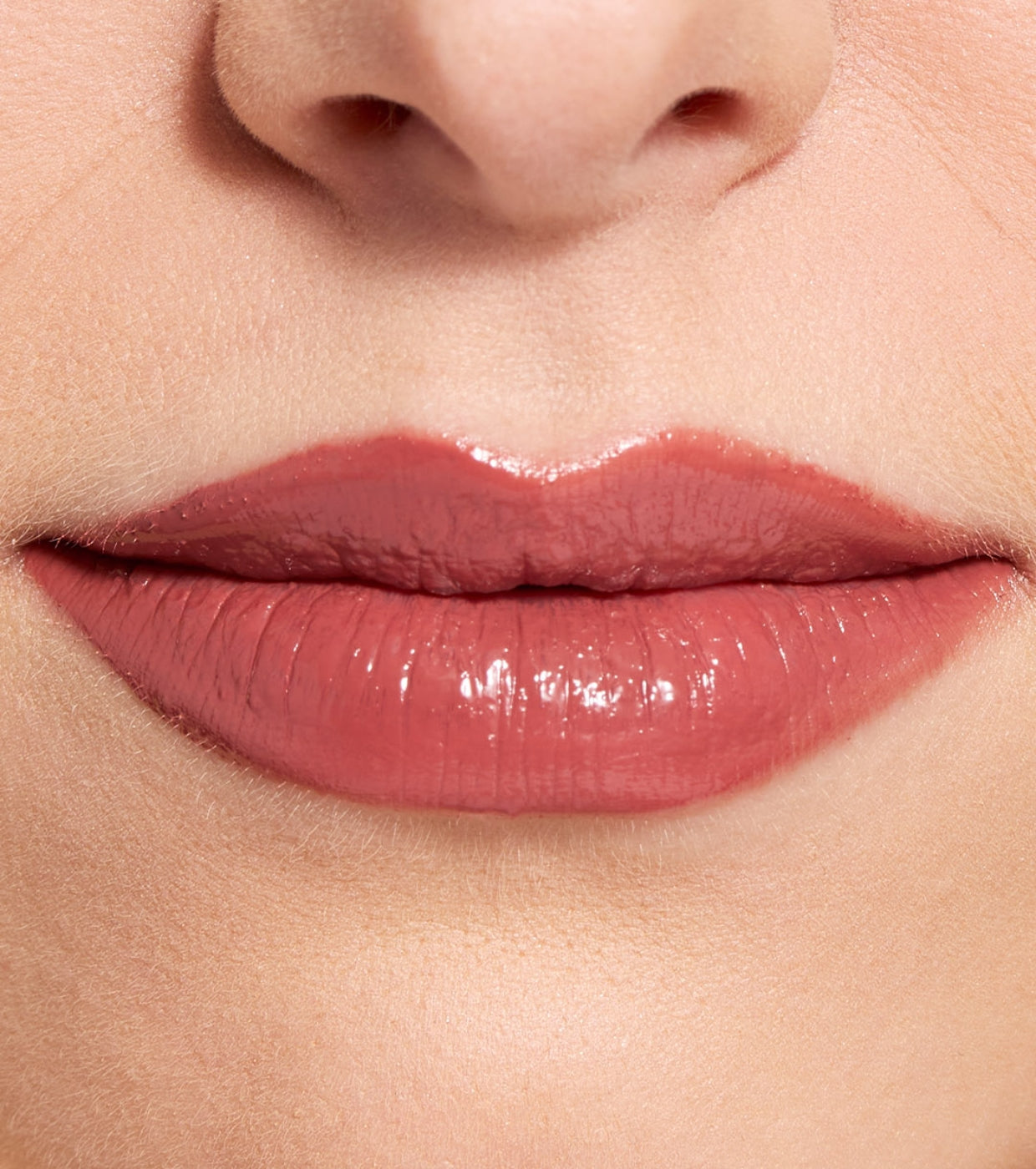 Makeup Revolution - Batom Pout Lip Gloss Stick - Toffee Nude