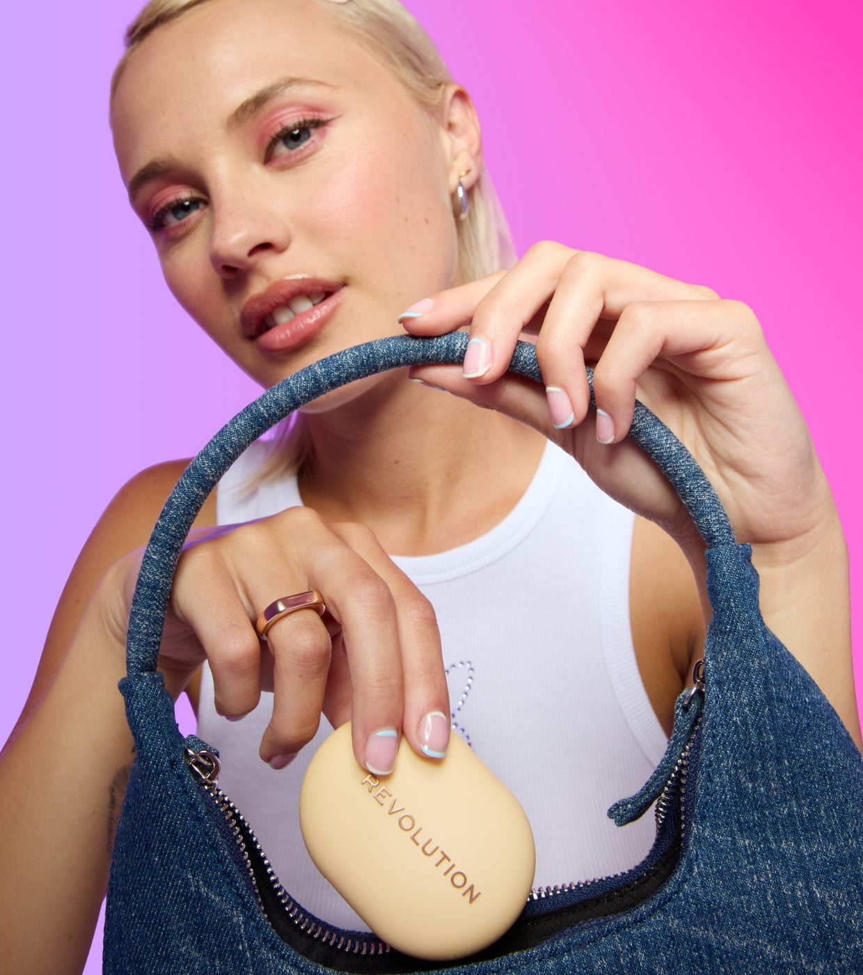 Makeup Revolution - Pó Compacto Powder Pops Instant Blur - Banana Light