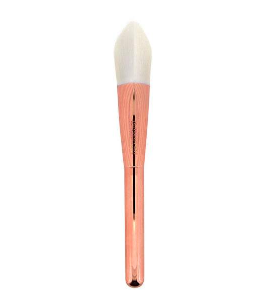Makeup Revolution - Ultra Metals Contour Foundation Brush - F302