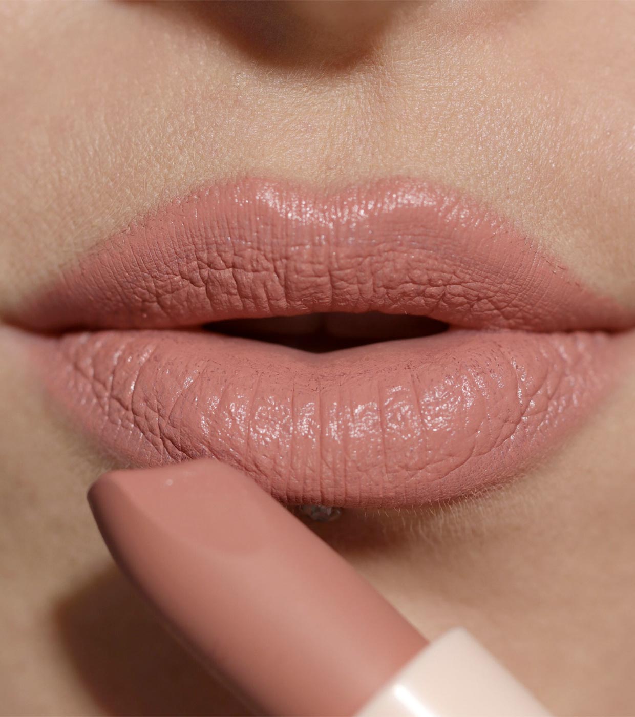 Revolution - Batom Satin Lip Allure - Brunch Pink Nude