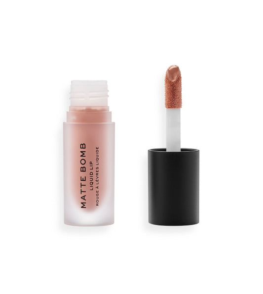 Revolution - Batom líquido Matte Bomb - Nude Charm