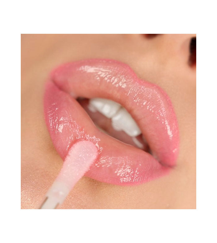 Revolution Pro - Glossy Plump Lip Oil - Candy